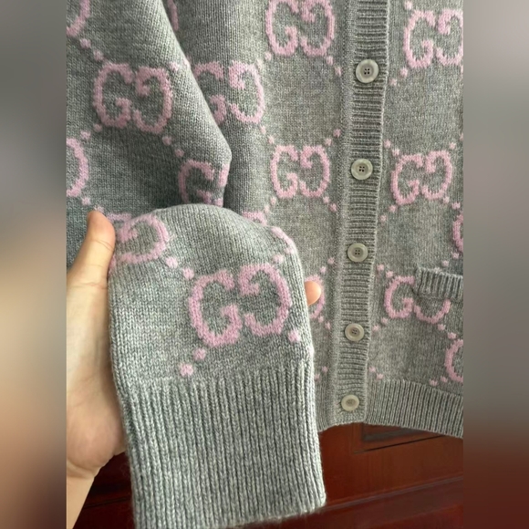 Gucci GG crew neck cardigan sweater - Picture 5 of 12